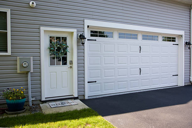 24/7 Emergency Garage Door Panel Replacement experts in Havre de Grace, MD